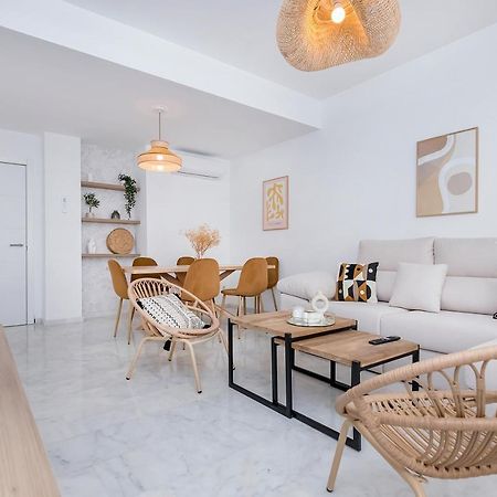 Exclusivo Duplex Carrera Appartement Málaga Buitenkant foto