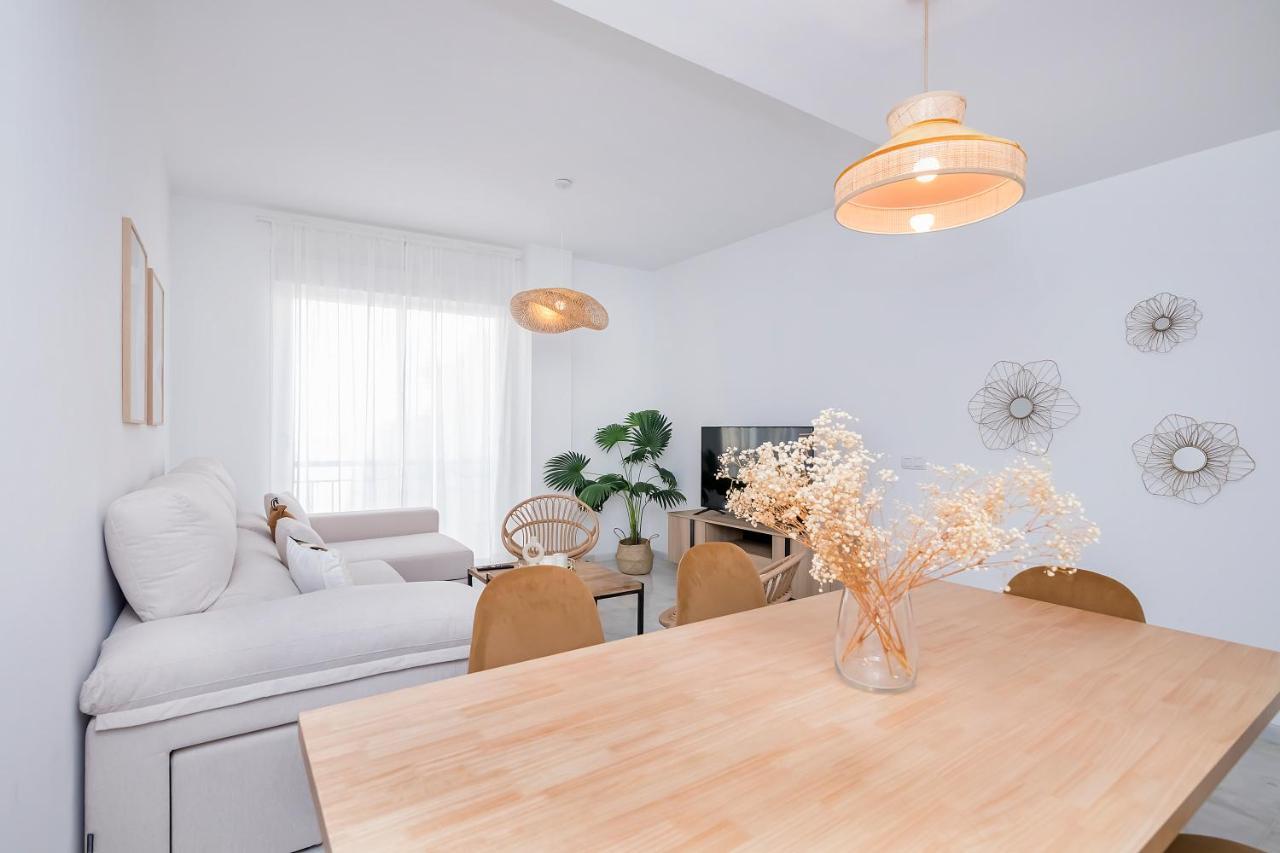 Exclusivo Duplex Carrera Appartement Málaga Buitenkant foto