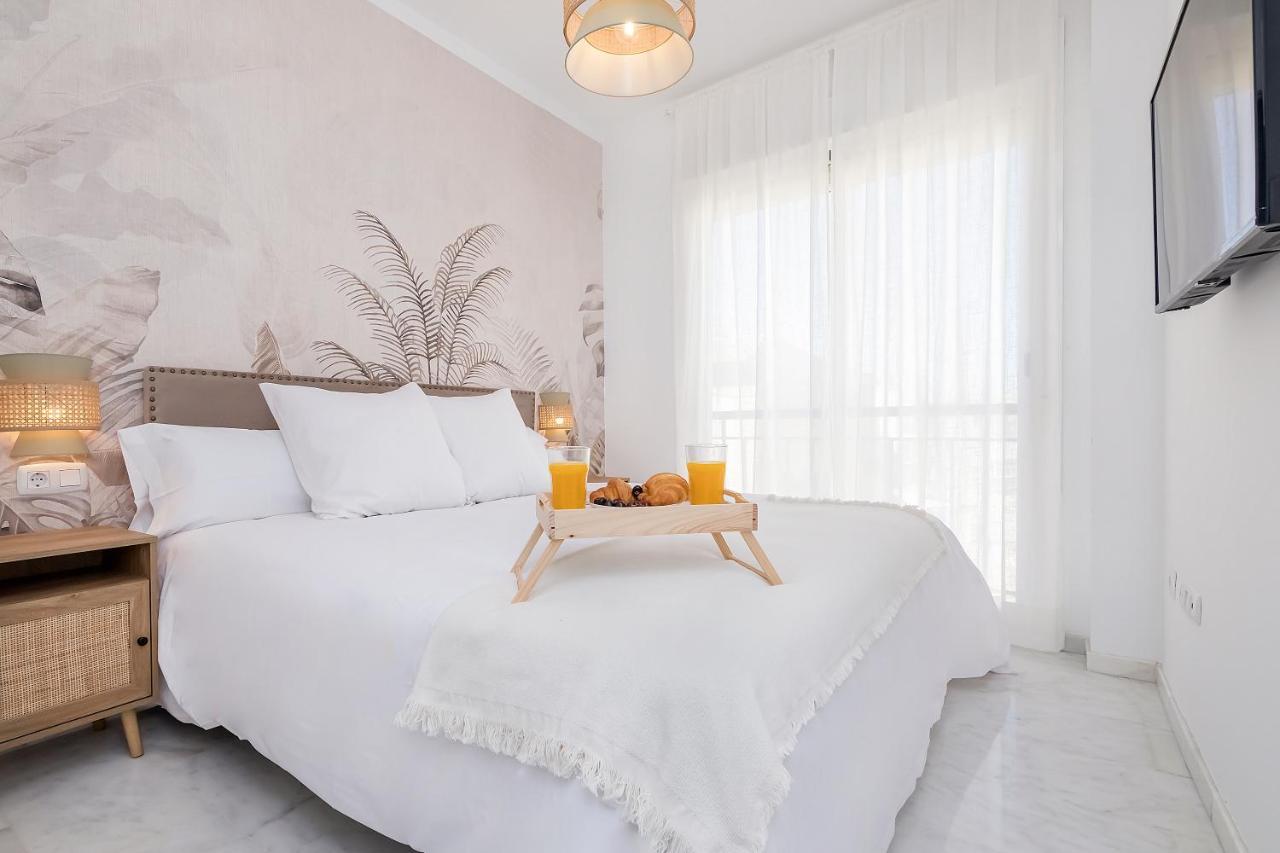 Exclusivo Duplex Carrera Appartement Málaga Buitenkant foto