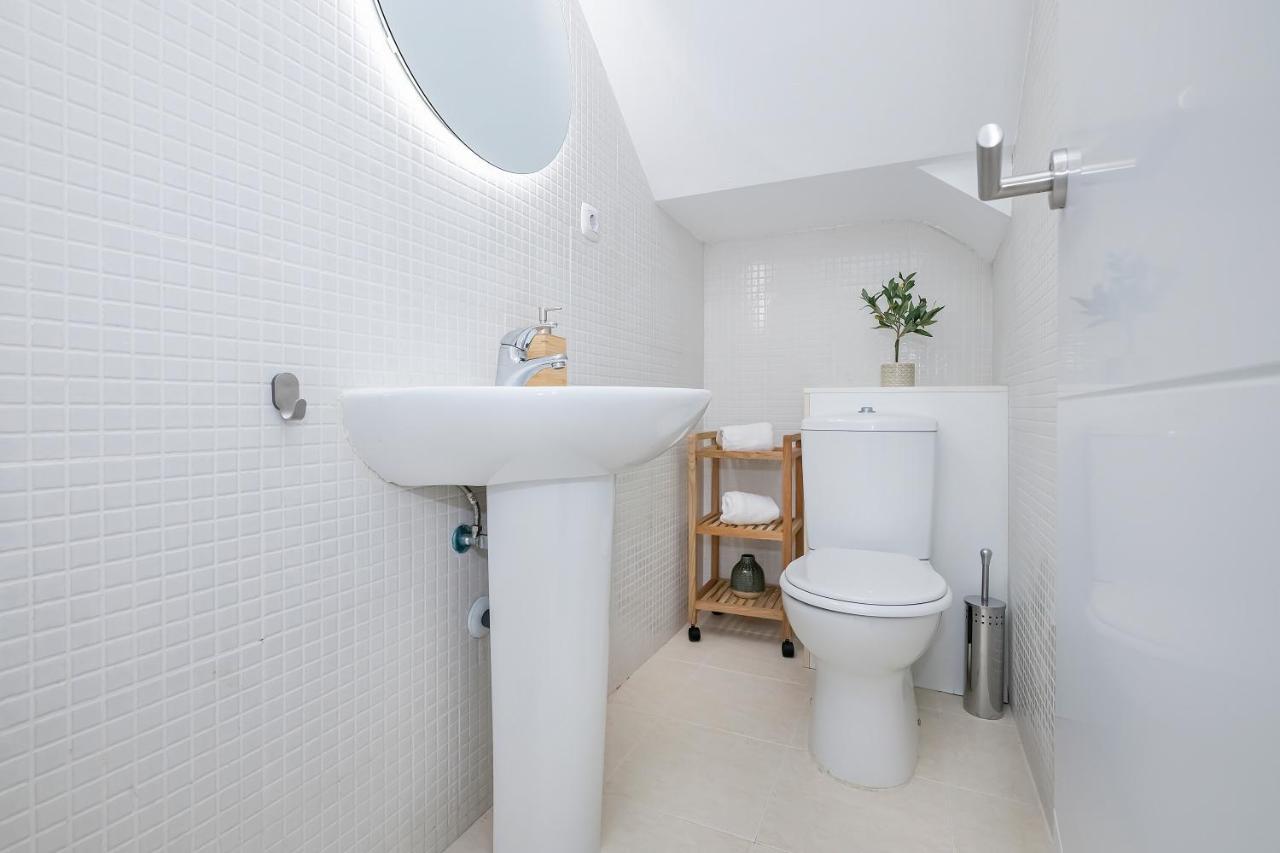 Exclusivo Duplex Carrera Appartement Málaga Buitenkant foto