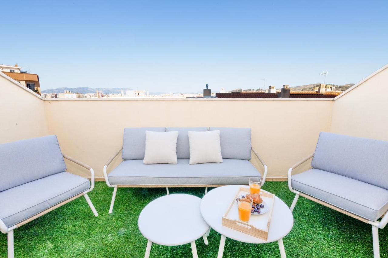Exclusivo Duplex Carrera Appartement Málaga Buitenkant foto